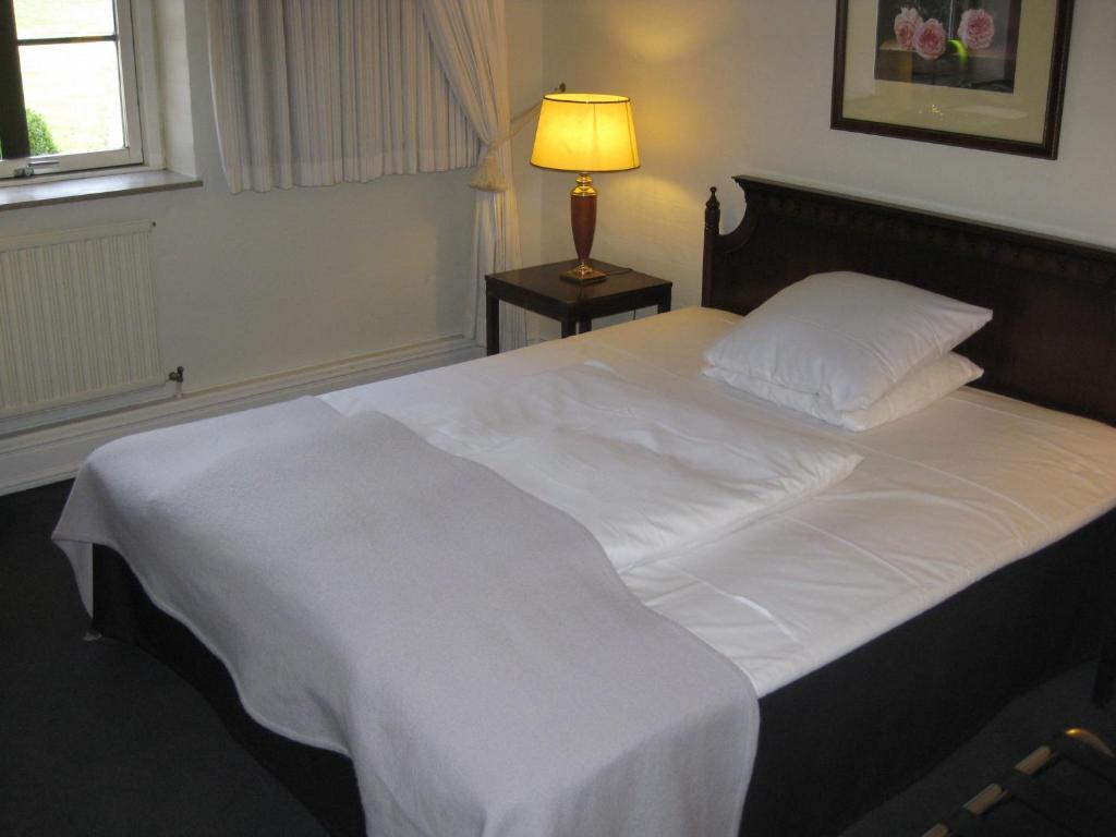 Munkebo Kro & Hotel Szoba fotó